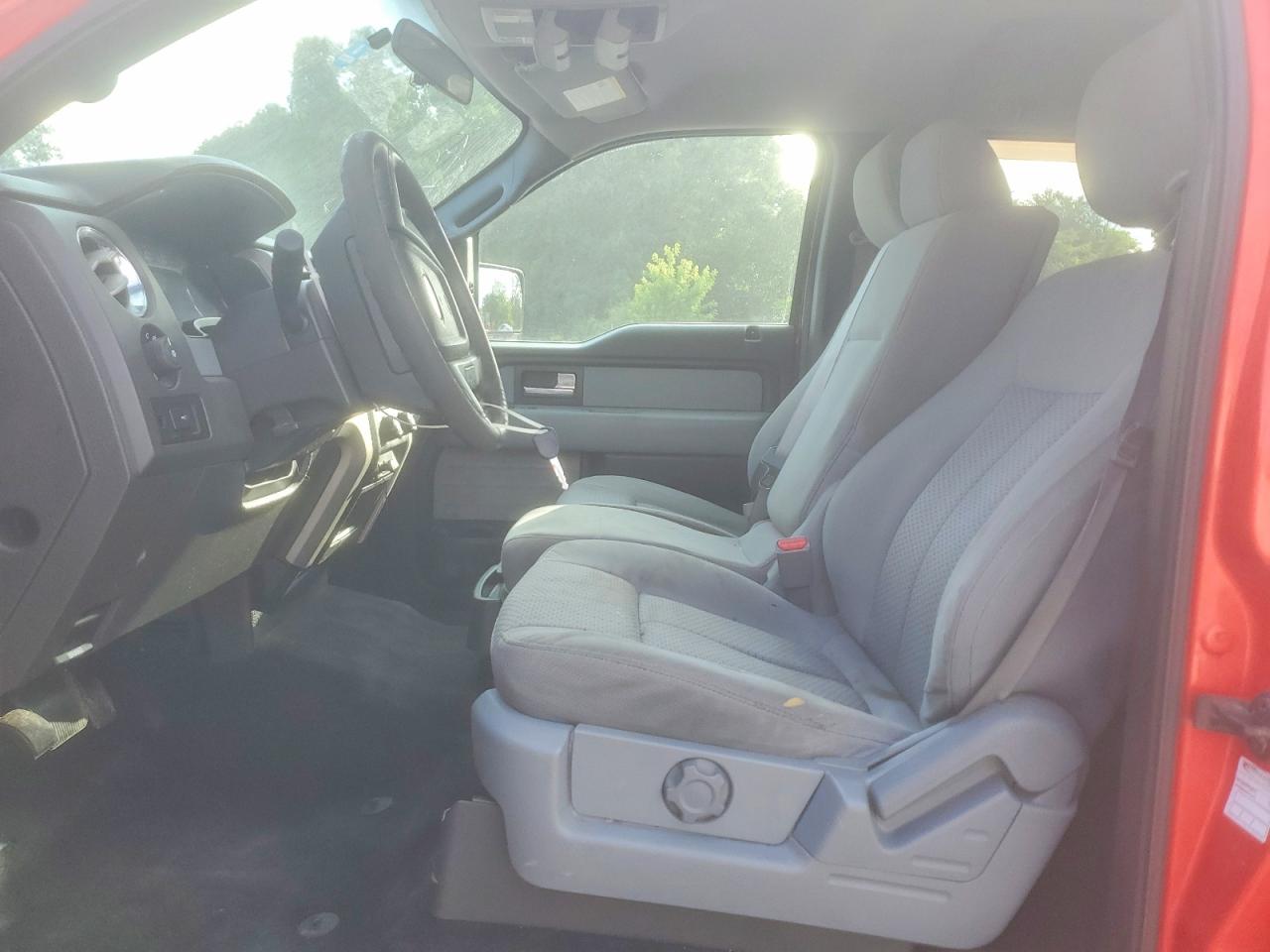 2012 Ford F150 Supercrew Red vin: 1FTFW1ET1CKD18140