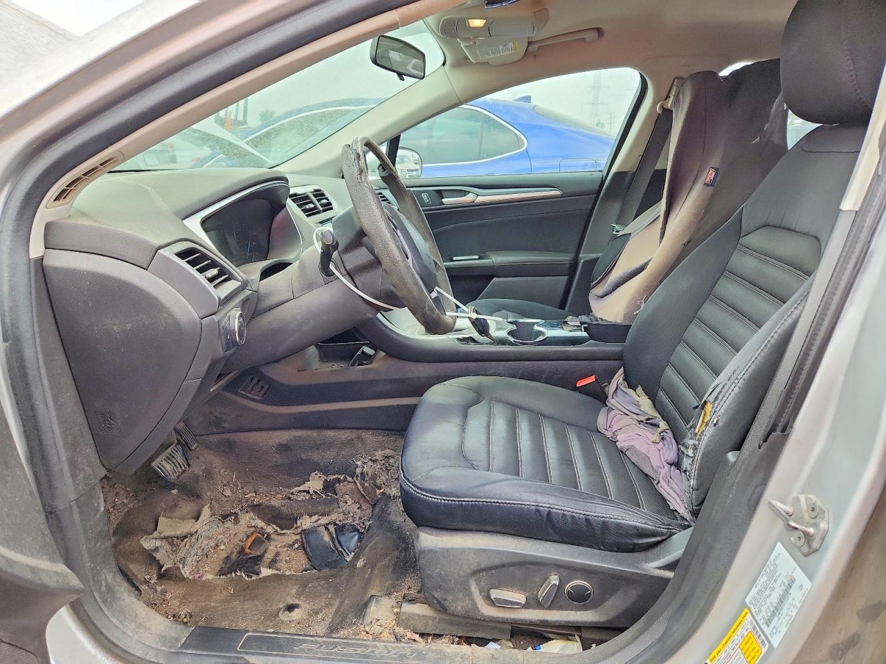 2015 Ford Fusion Se Серебряный vin: 1FA6P0H74F5102734