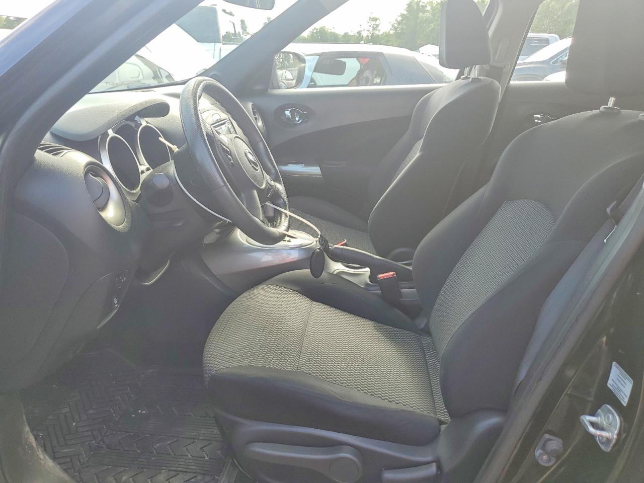 2015 Nissan Juke S Черный vin: JN8AF5MV6FT554094