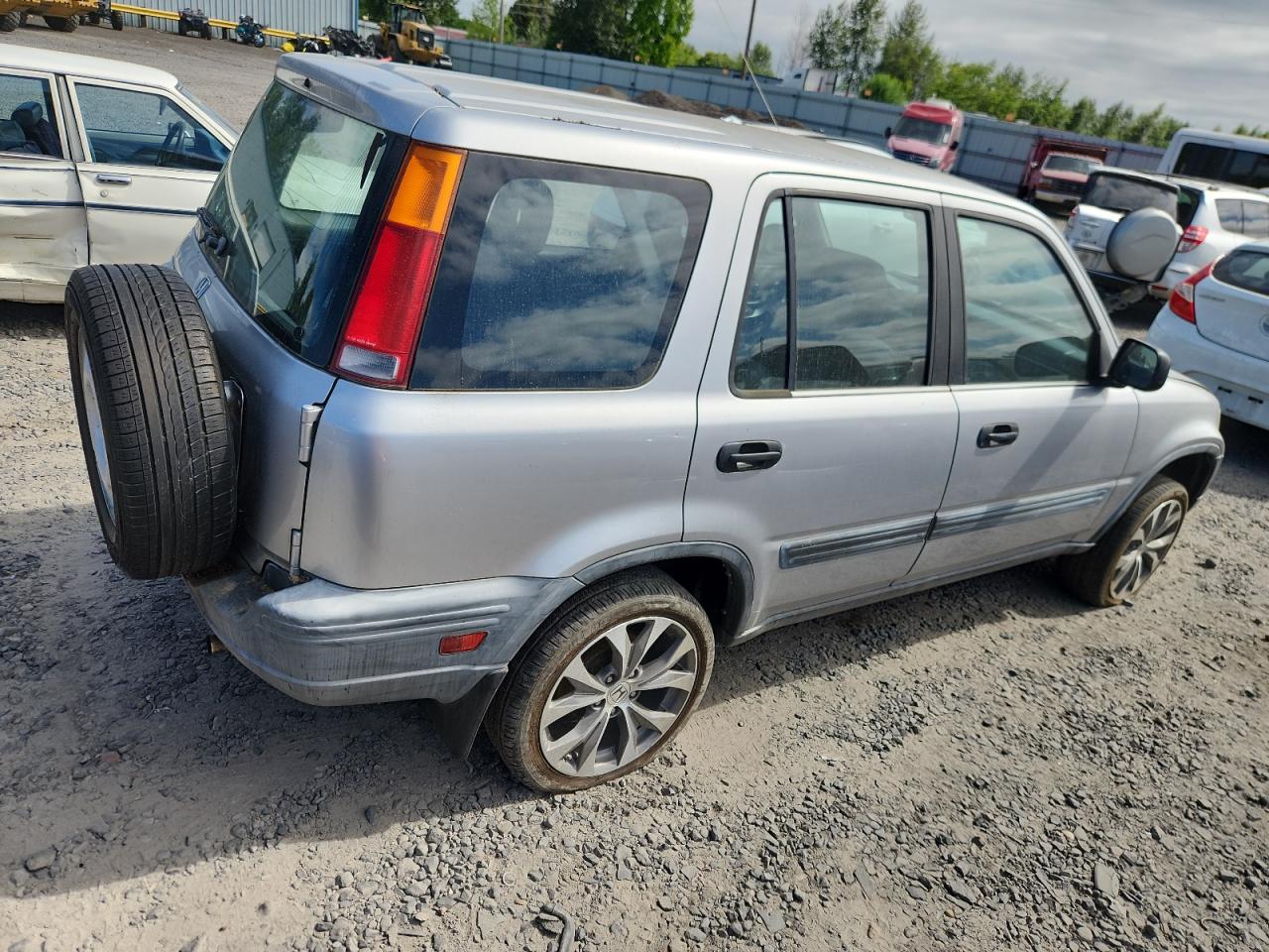 2001 Honda Cr-v Lx Серебряный vin: JHLRD18421C002859