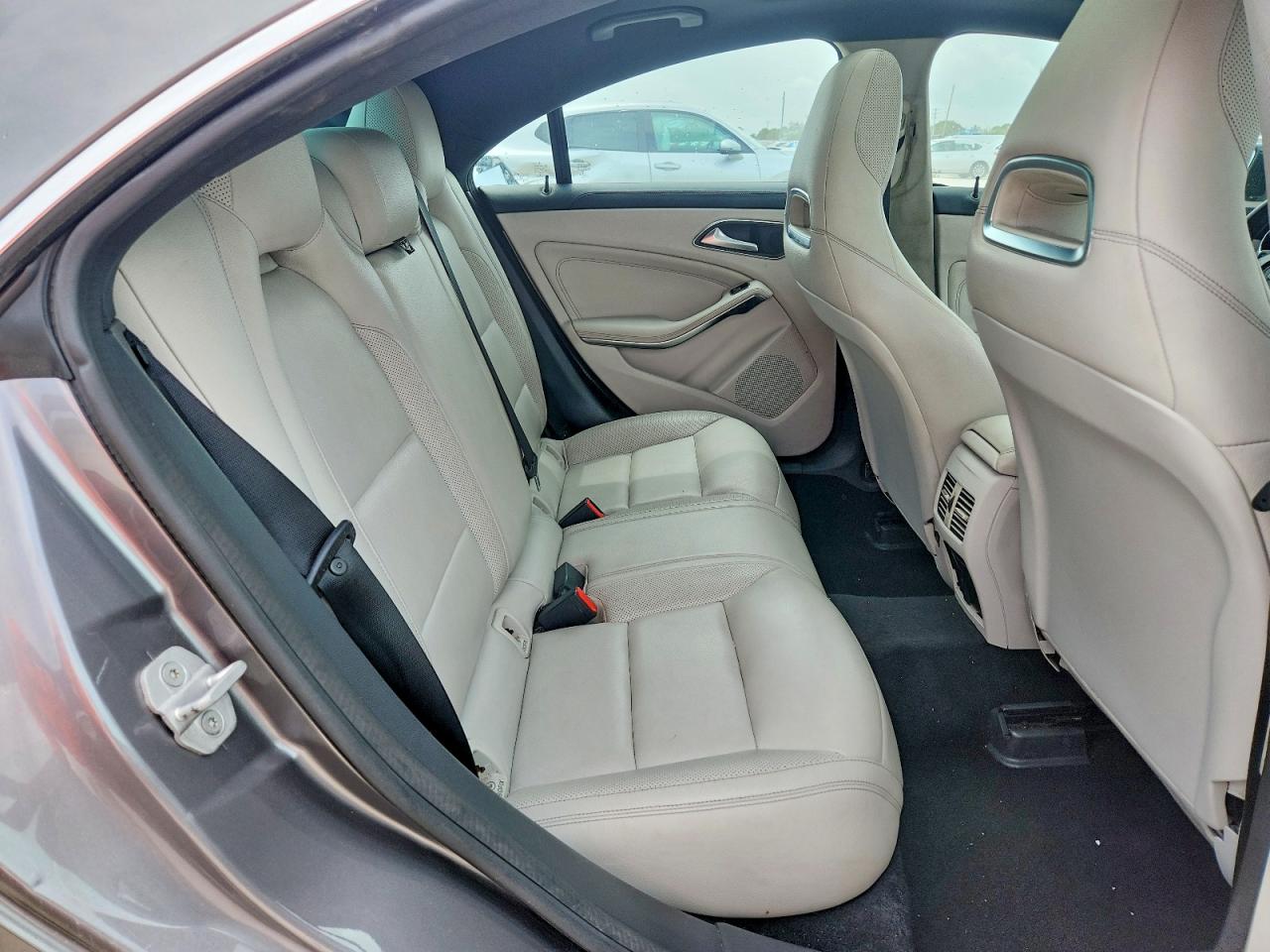 2014 Mercedes-benz Cla 45 Amg Gray vin: WDDSJ5CB1EN086676