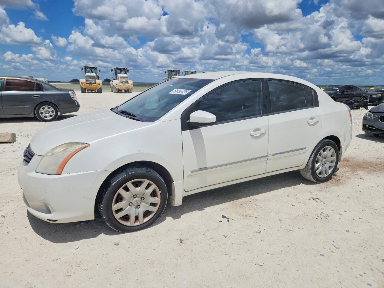 2010 Nissan Sentra 2.0 White vin: 3N1AB6AP5AL625594