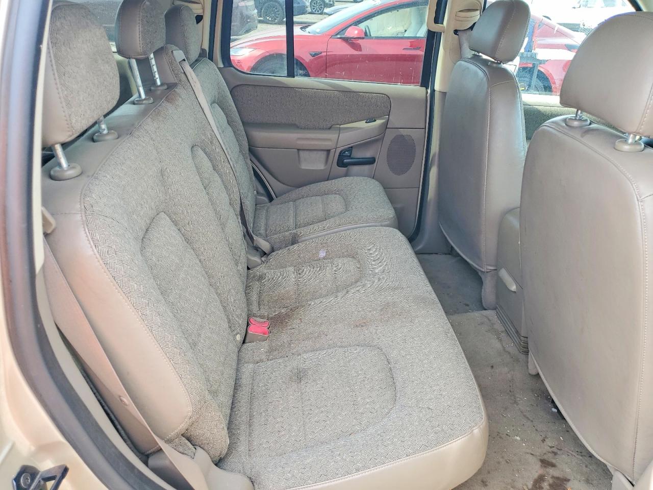 2004 Ford Explorer Xls Gold vin: 1FMZU62E34ZB43352