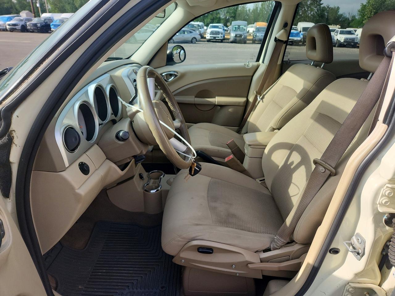 2008 Chrysler Pt Cruiser Touring Cream vin: 3A8FY58B88T156557