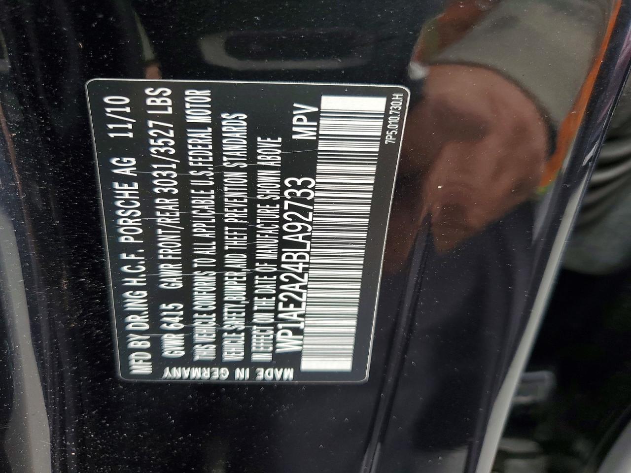 2011 Porsche Cayenne S Hybrid Black vin: WP1AE2A24BLA92733