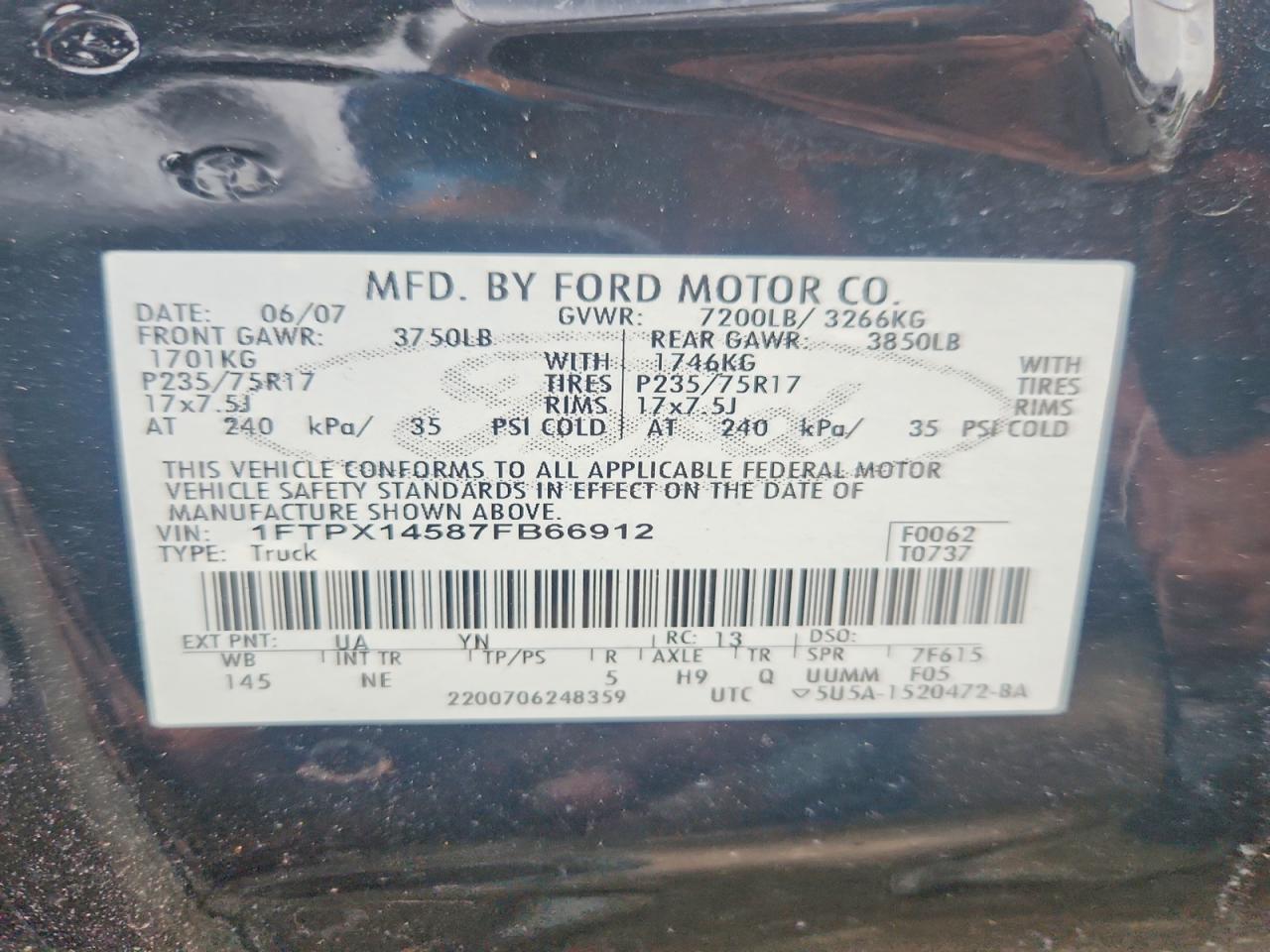 2007 Ford F150 Black vin: 1FTPX14587FB66912