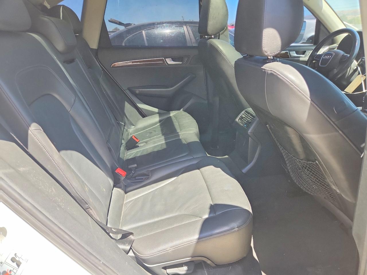 2011 Audi Q5 Premium Plus White vin: WA1DKAFP4BA100096