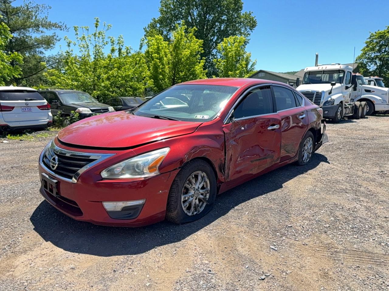 2014 Nissan Altima 2.5 S Red vin: 1N4AL3AP6EC321951