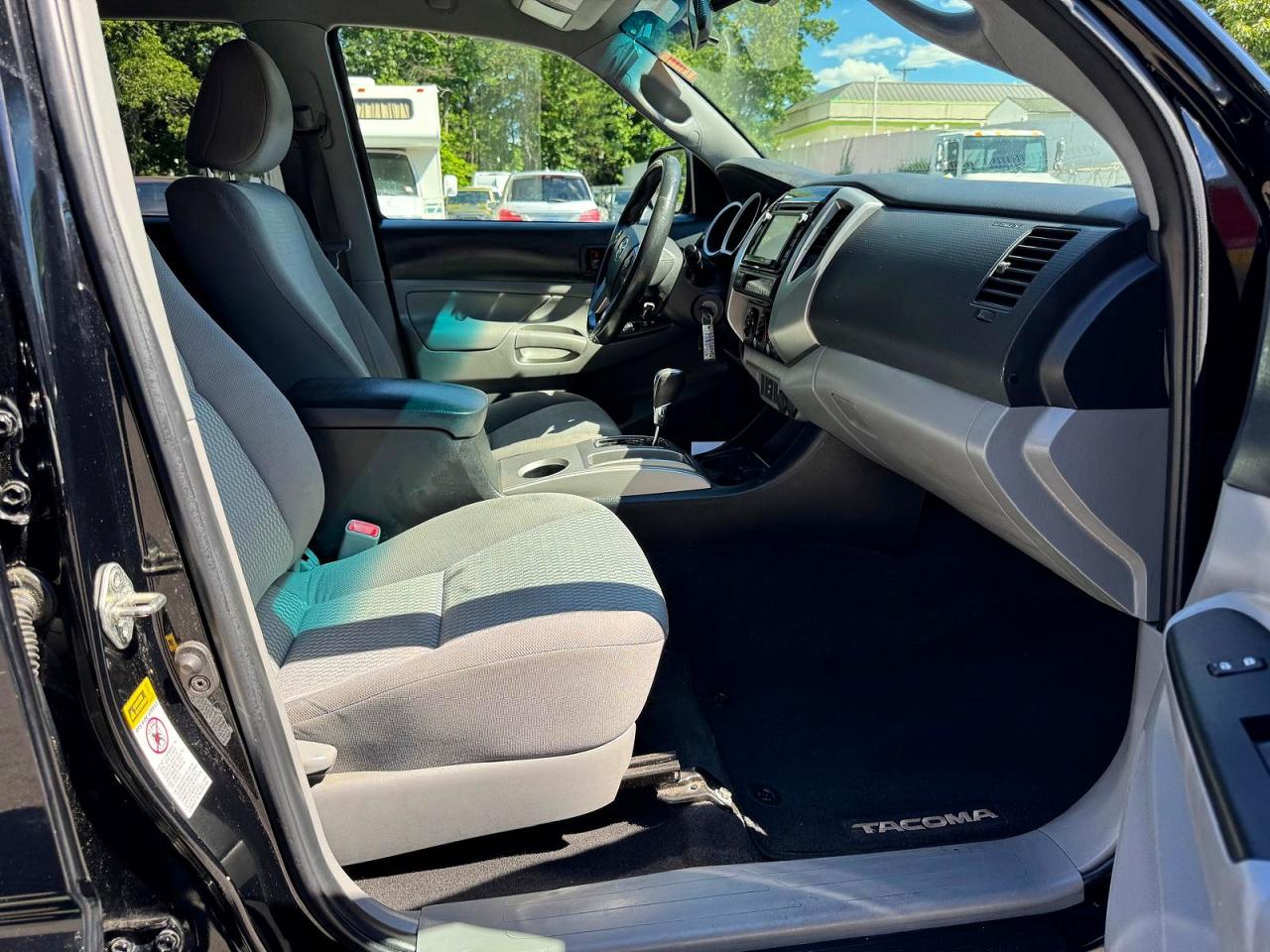 2015 Toyota Tacoma Double Cab Black vin: 5TFJX4CN8FX068271