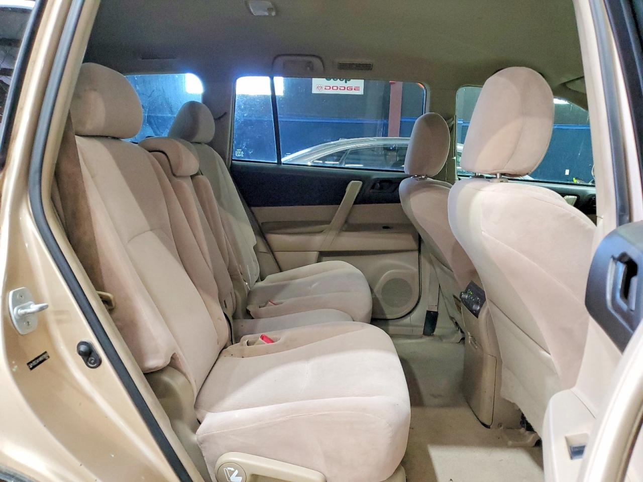 2009 Toyota Highlander Base Gold vin: JTEES41A892135934