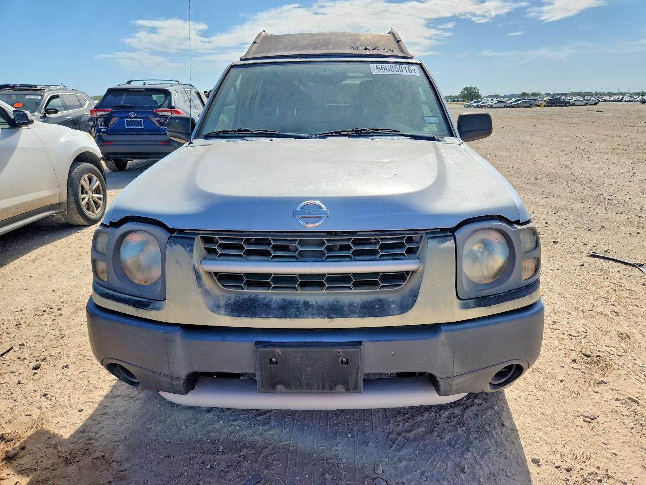 2003 Nissan Xterra Xe-v6 Silver vin: 5N1ED28T13C629852