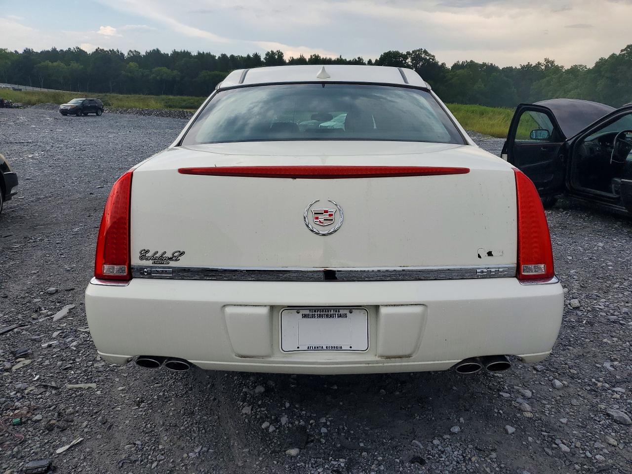 2009 Cadillac Professional Chassis Белый vin: 1GEEK90Y49U550065