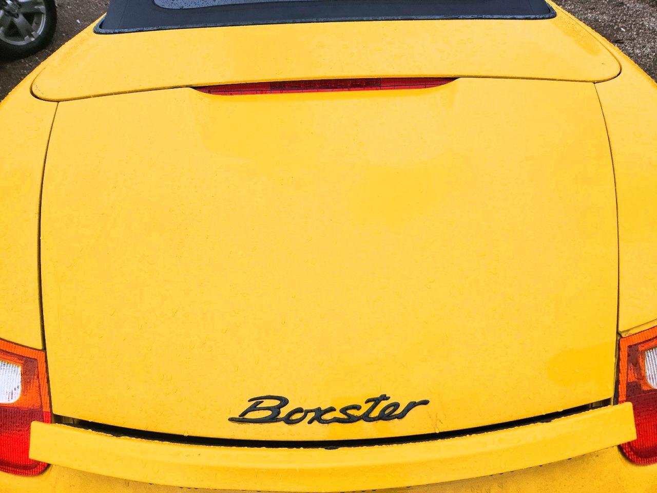 2000 Porsche Boxster Yellow vin: WP0CA2981YS620502