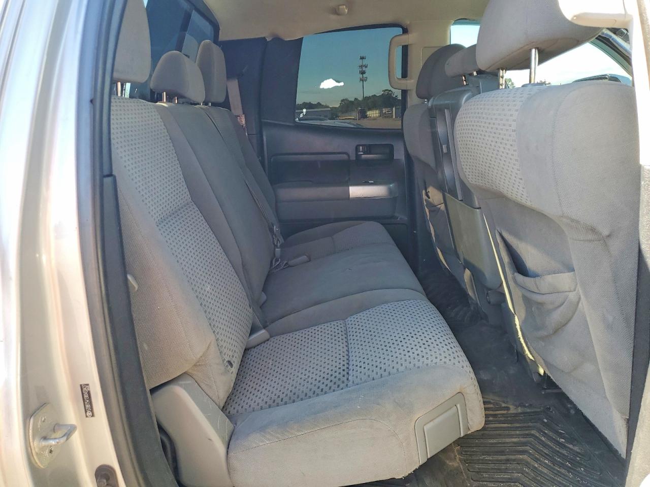 2008 Toyota Tundra Grade Silver vin: 5TBBT54138S459427