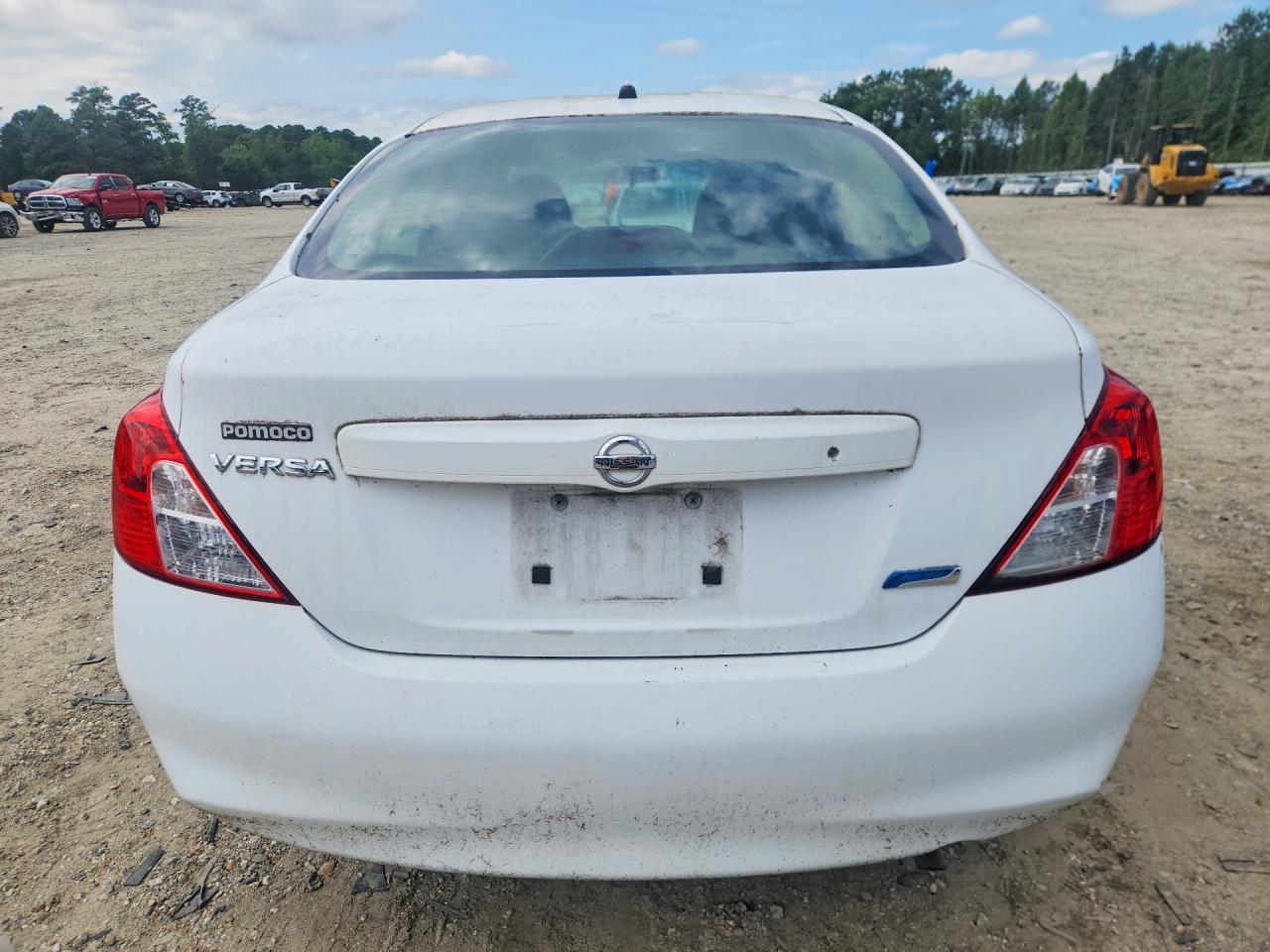 2014 Nissan Versa 1.6 S White vin: 3N1CN7AP6EL806294