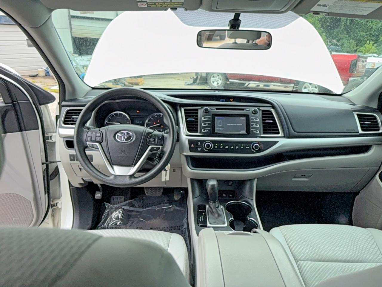 2014 Toyota Highlander Le Белый vin: 5TDBKRFH1ES015566