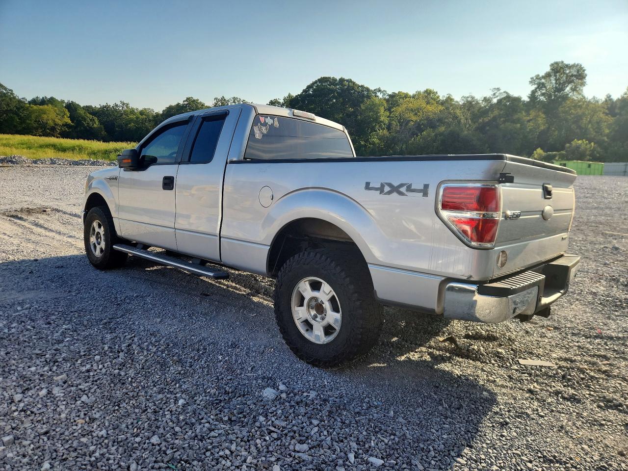 2011 Ford F150 Super Cab Silver vin: 1FTFX1EF4BKD82629