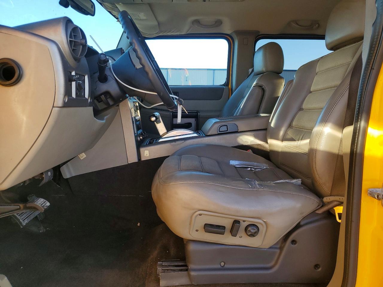 2003 Hummer H2 Желтый vin: 5GRGN23U63H107830