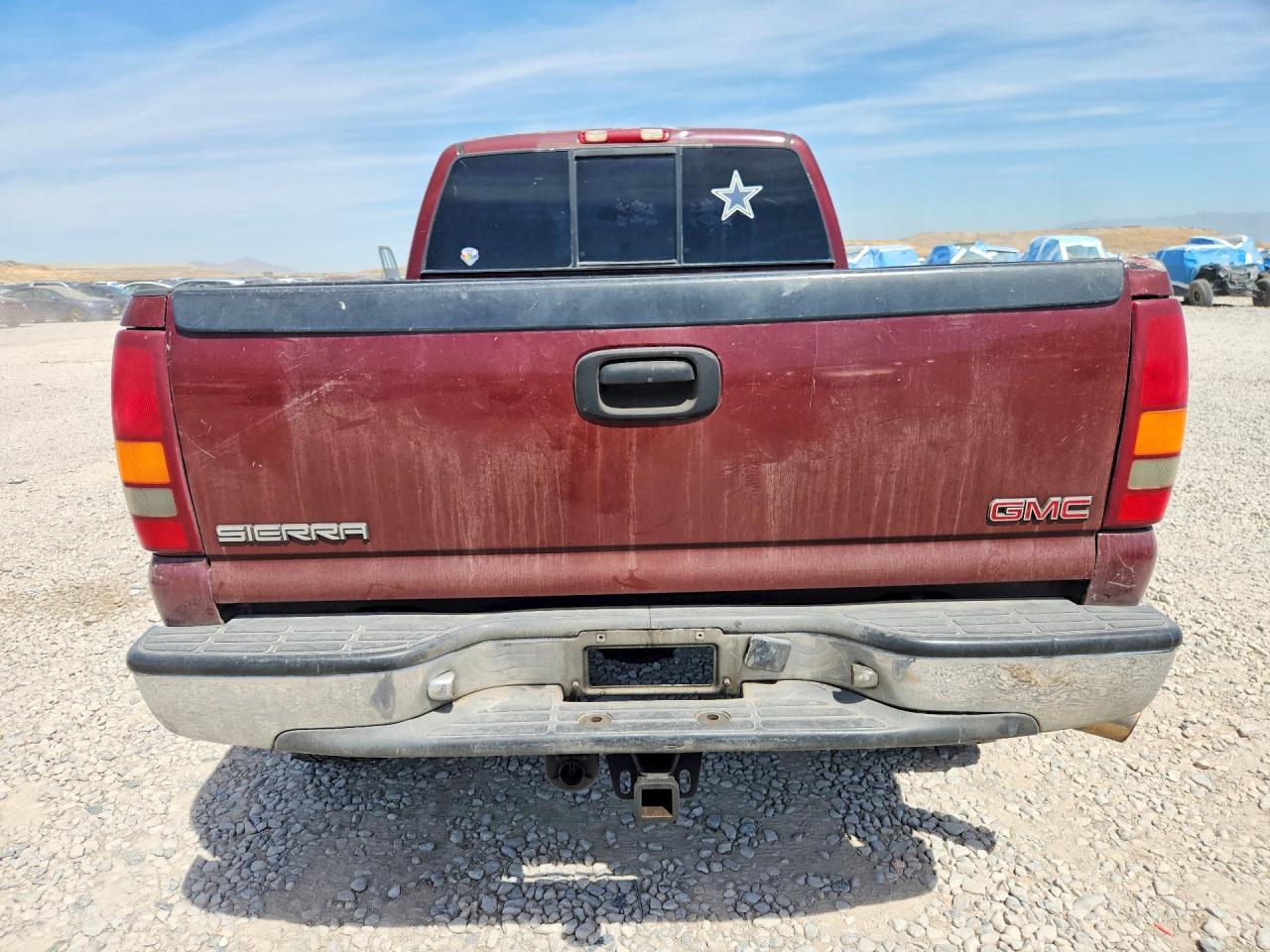 2001 Gmc New Sierra K1500 Burgundy vin: 1GTEK19T01E161634