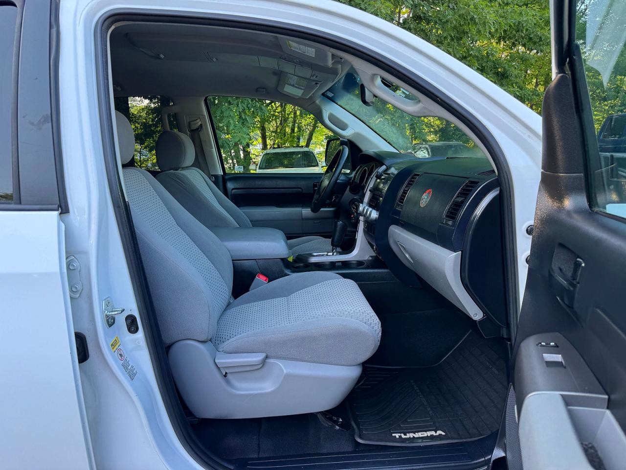 2013 Toyota Tundra Double Cab Sr5 White vin: 5TFUM5F19DX046796