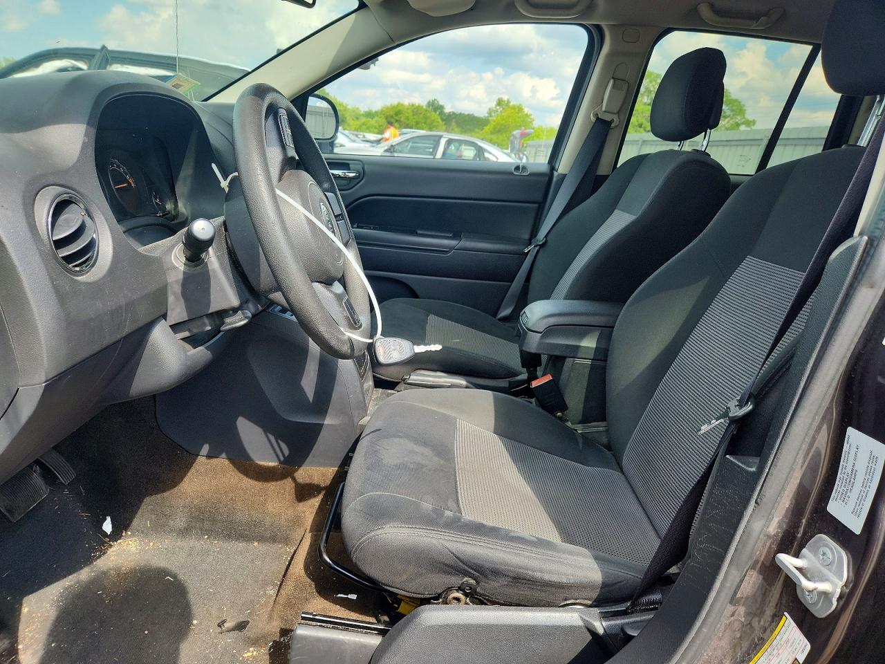 2015 Jeep Compass Sport Gray vin: 1C4NJCBB5FD302842