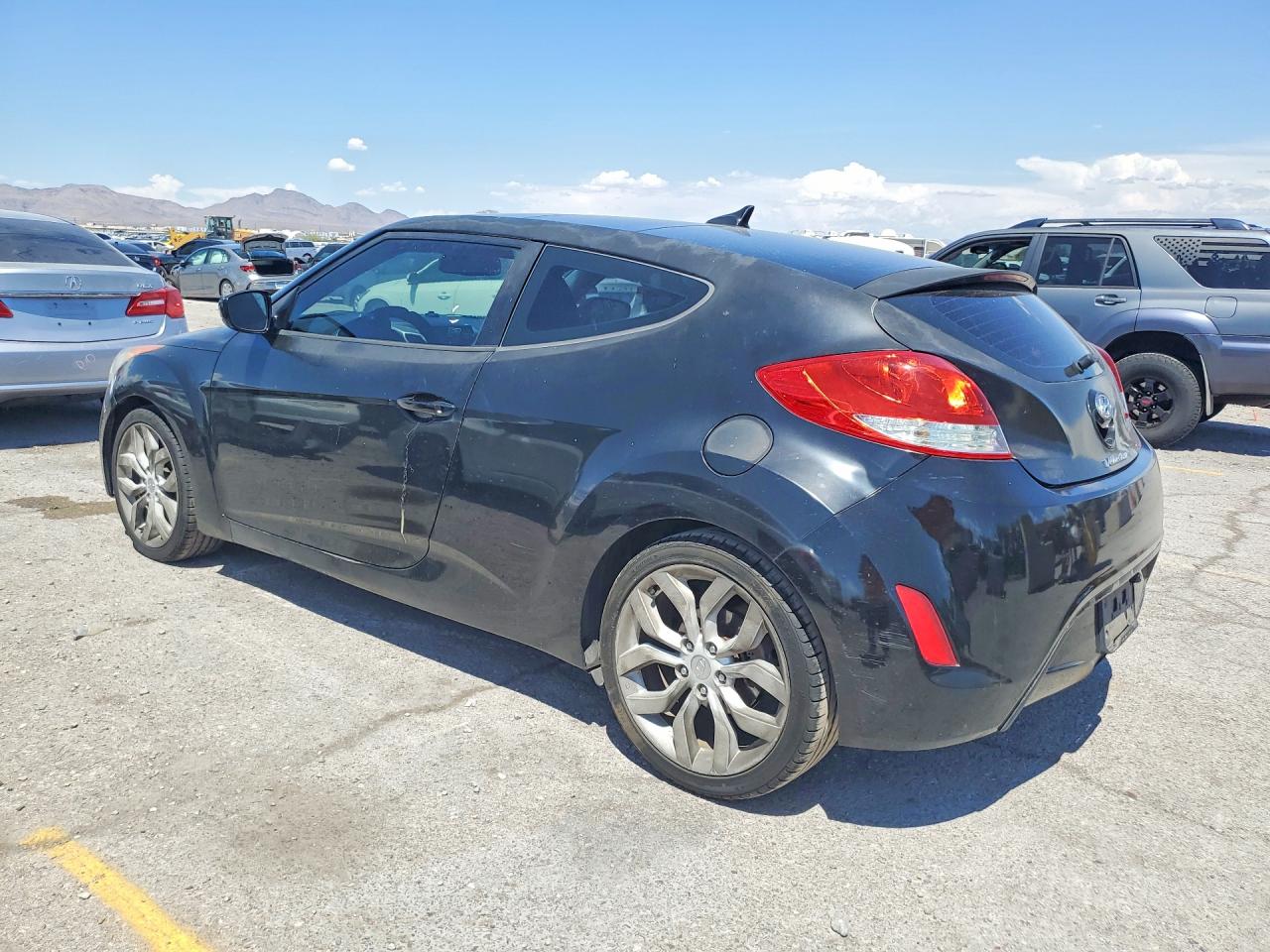 2013 Hyundai Veloster Base Black vin: KMHTC6AD1DU157247