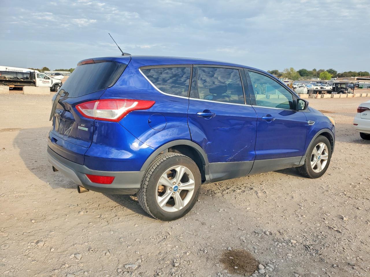 2013 Ford Escape Se Blue vin: 1FMCU0GX9DUC85280