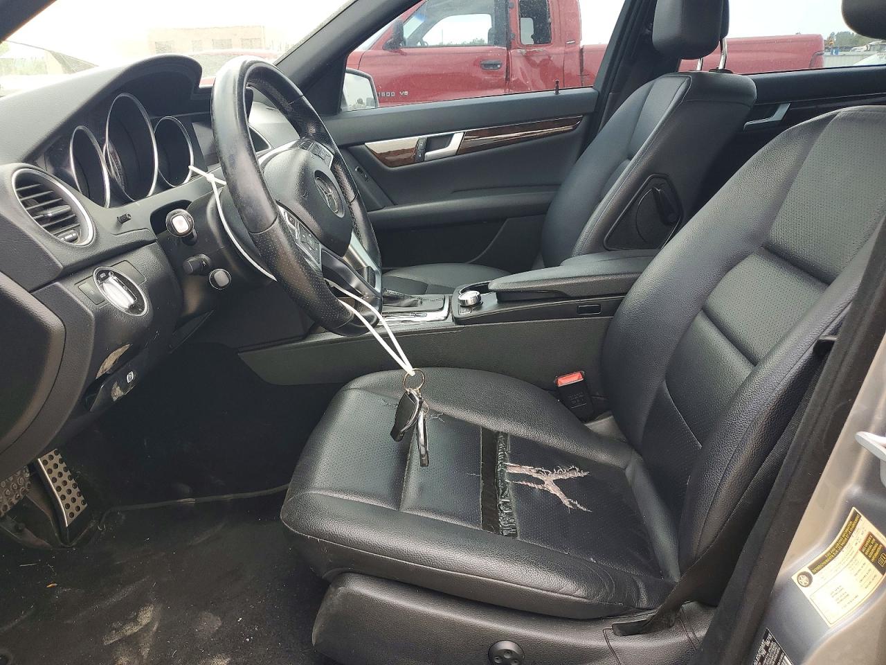 2013 Mercedes-benz C 250 Gray vin: WDDGF4HB0DR300591