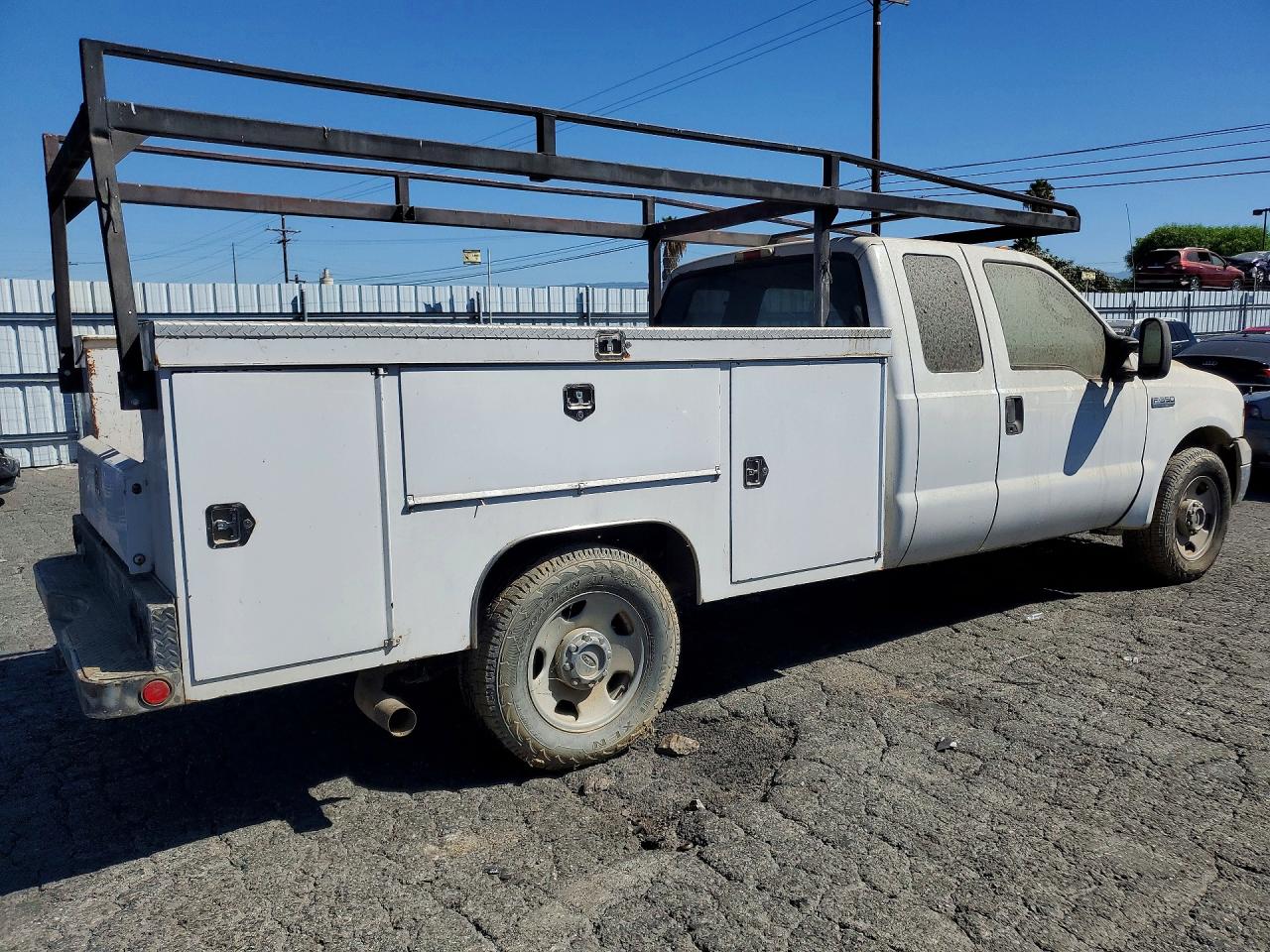 2005 Ford F350 Srw Super Duty White vin: 1FDSX34P45EA96363