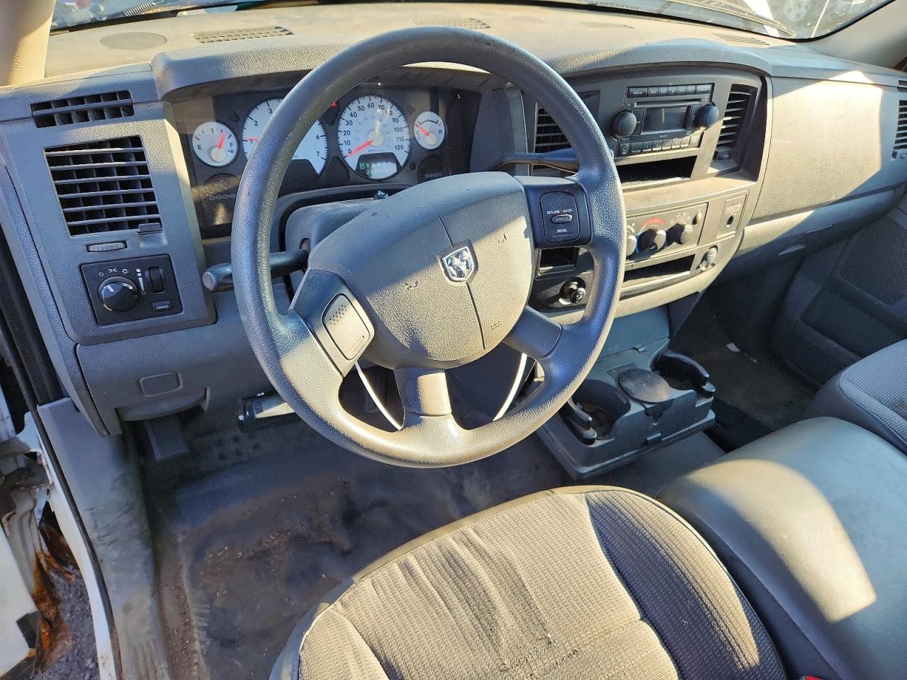 2007 Dodge Ram 1500 St White vin: 1D7HA16P47J593723