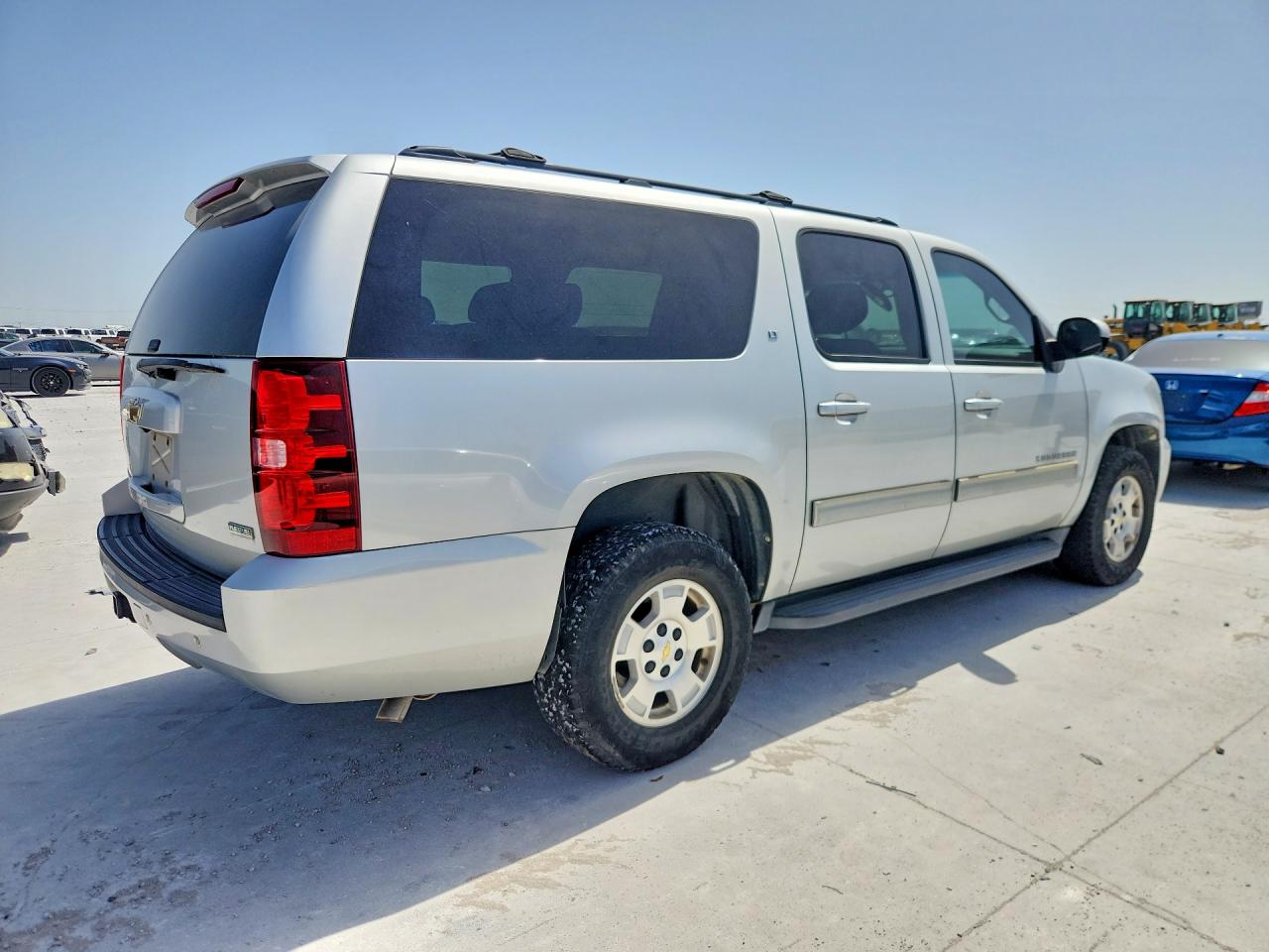 2011 Chevrolet Suburban C1500 Lt Silver vin: 1GNSCJE0XBR178132