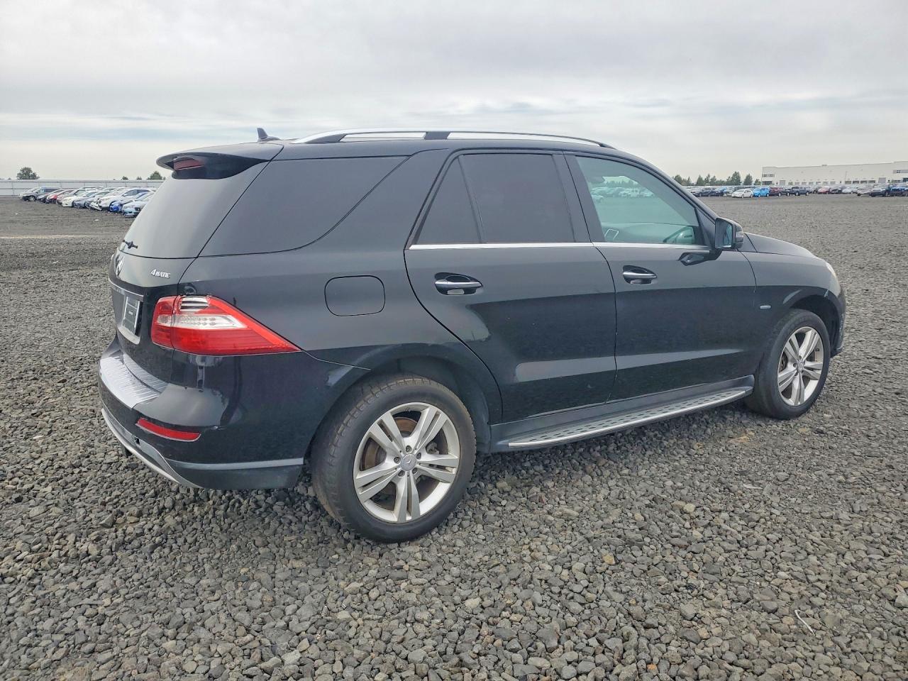 2012 Mercedes-benz Ml 350 4matic Черный vin: 4JGDA5HB2CA058610