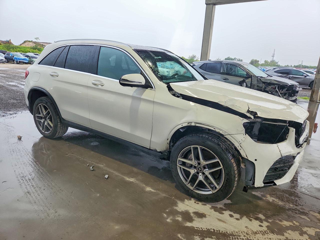 2022 Mercedes-benz Glc 300 Белый vin: W1N0G8DB5NG029121