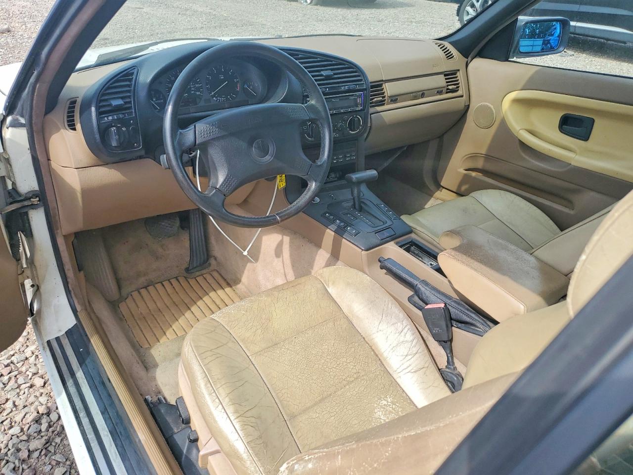 1994 Bmw 325 Ic Automatic Белый vin: WBABJ6322RJD35905