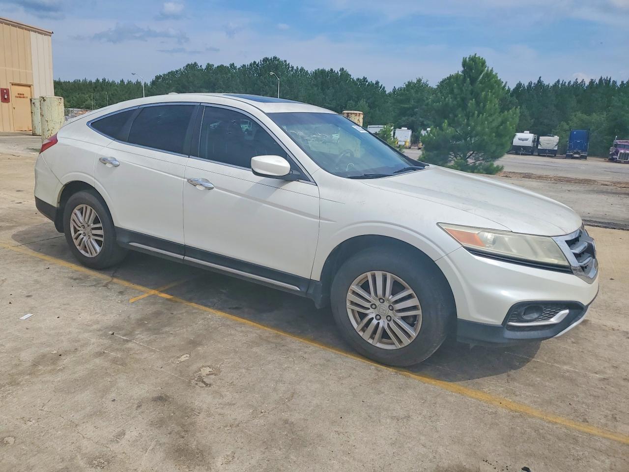 2015 Honda Crosstour Ex White vin: 5J6TF3H34FL000208
