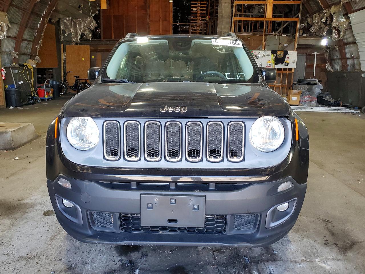 2015 Jeep Renegade Latitude Black vin: ZACCJBBT1FPB31616