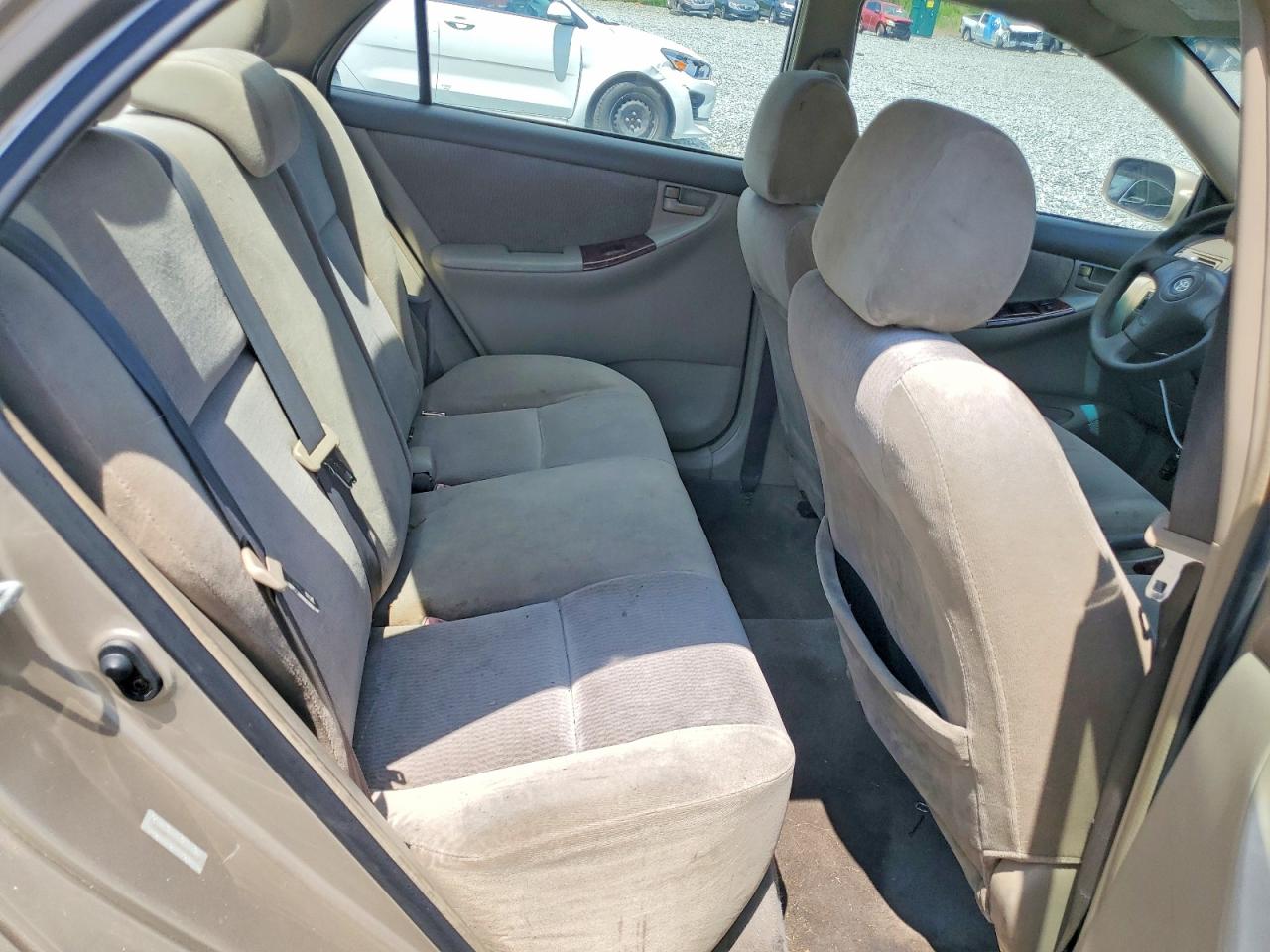 2006 Toyota Corolla Le Gold vin: 1NXBR32EX6Z602913