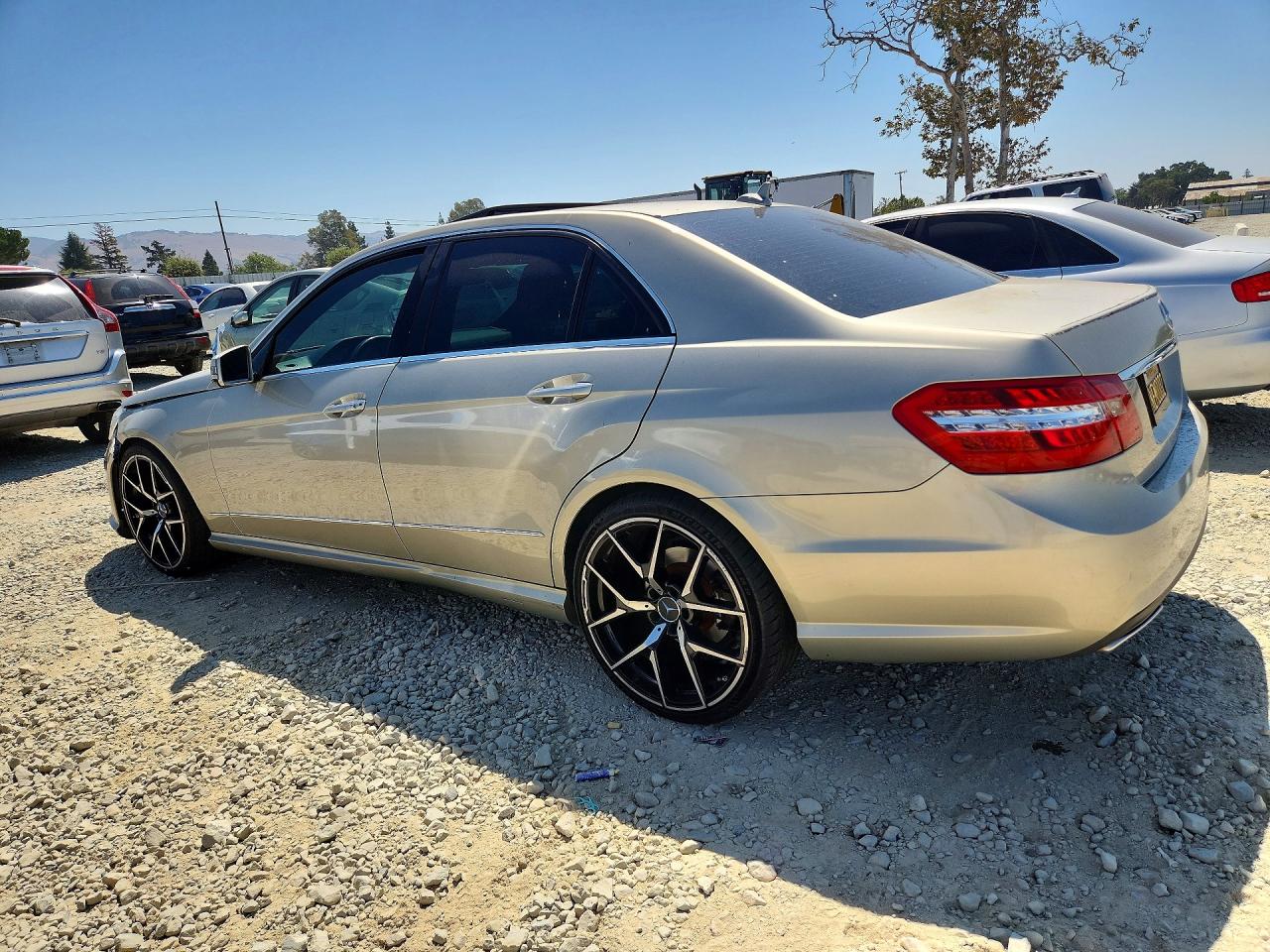 2011 Mercedes-benz E 350 Gold vin: WDDHF5GB4BA275024