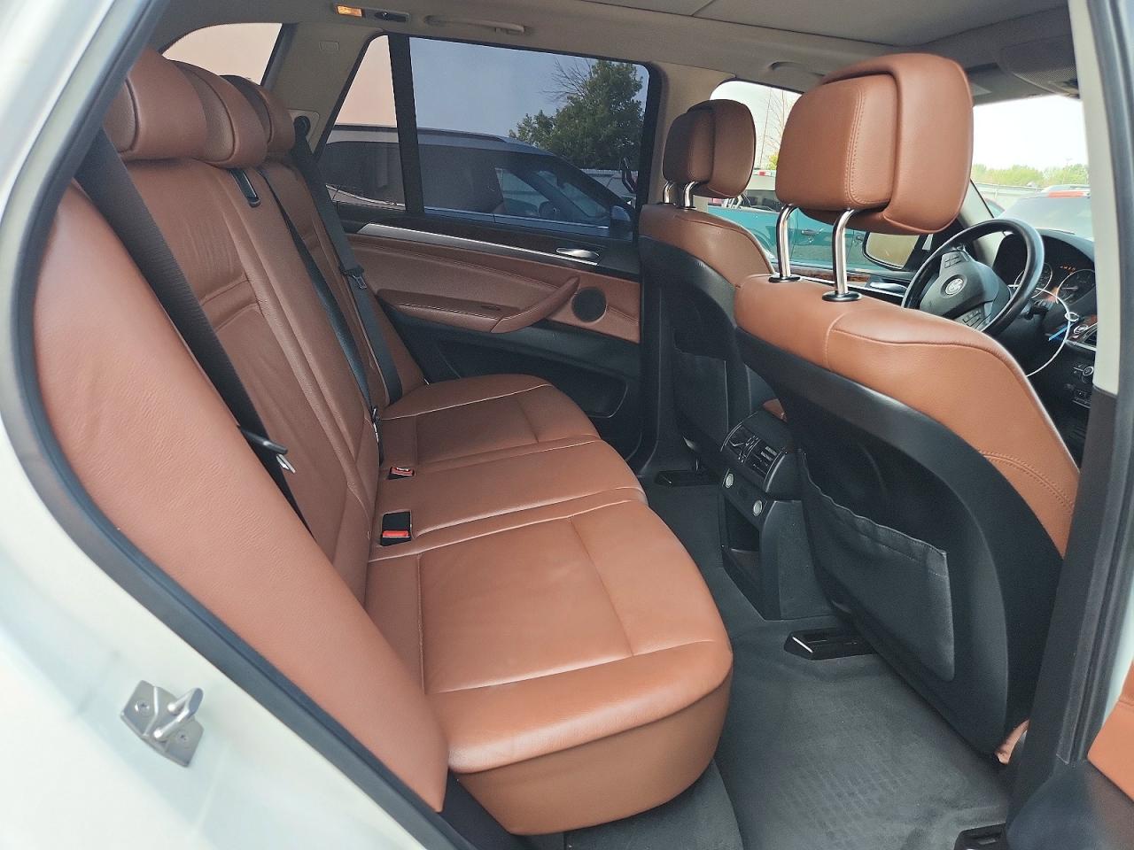 2011 Bmw X5 Xdrive35d White vin: 5UXZW0C59BL660762