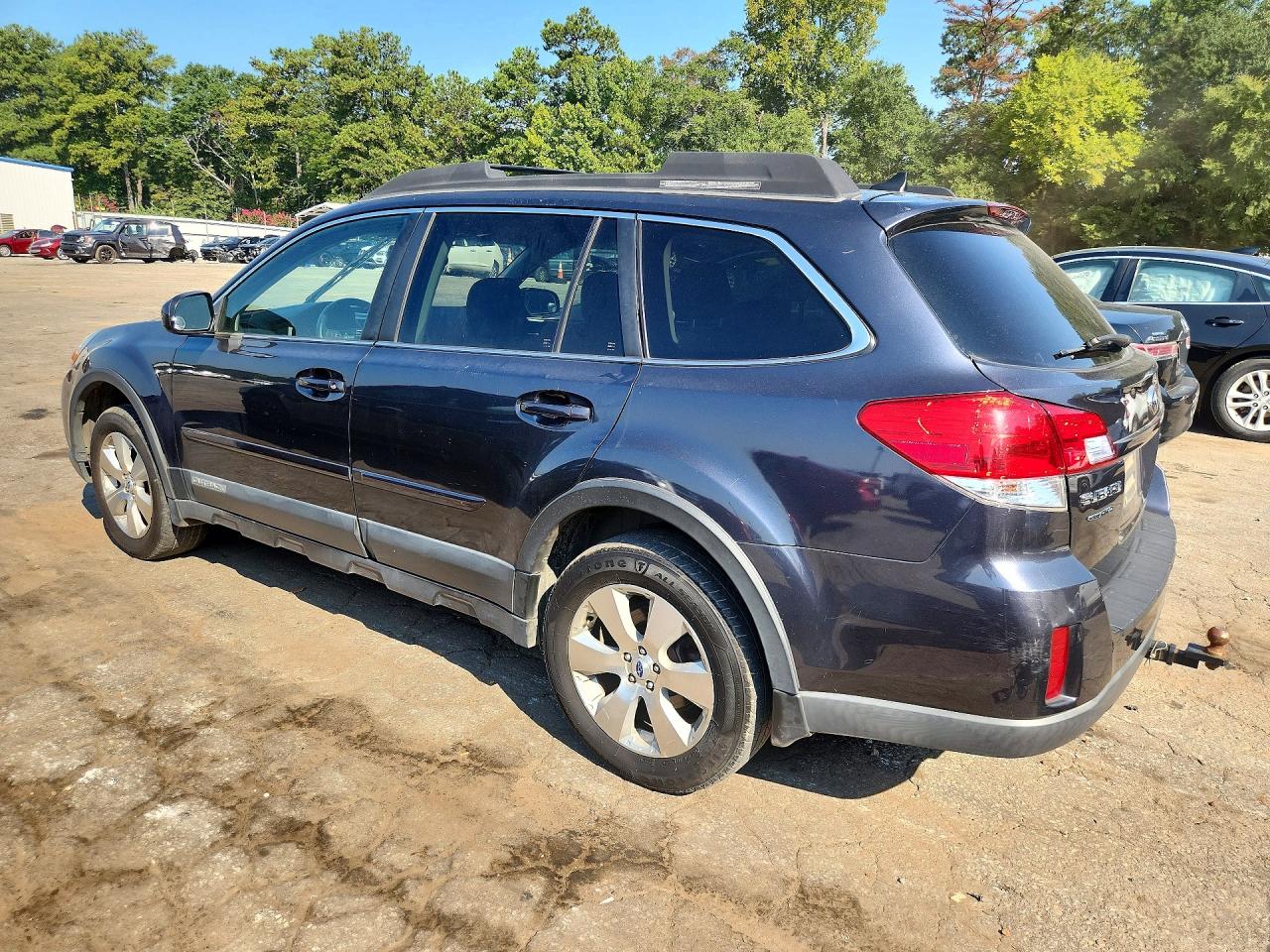 2011 Subaru Outback 3.6r Limited Gray vin: 4S4BRDLC1B2440078