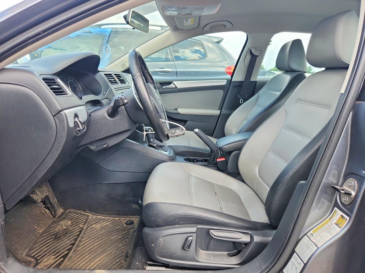 2013 Volkswagen Jetta Hybrid Gray vin: 3VW637AJ8DM263208