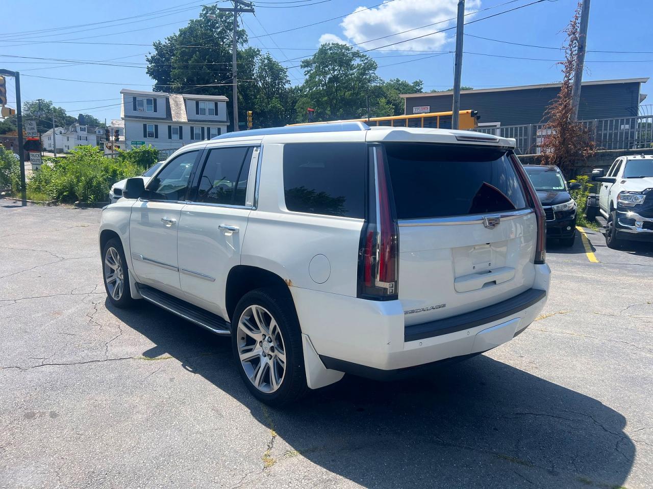 2015 Cadillac Escalade Premium White vin: 1GYS4NKJ2FR678120