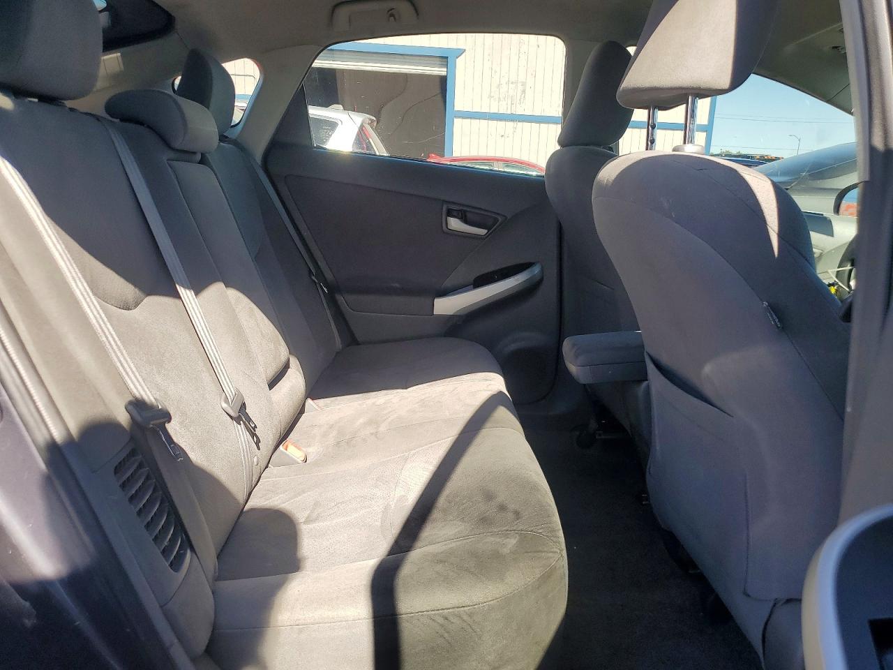 2011 Toyota Prius Two Серый vin: JTDKN3DUXB1384858