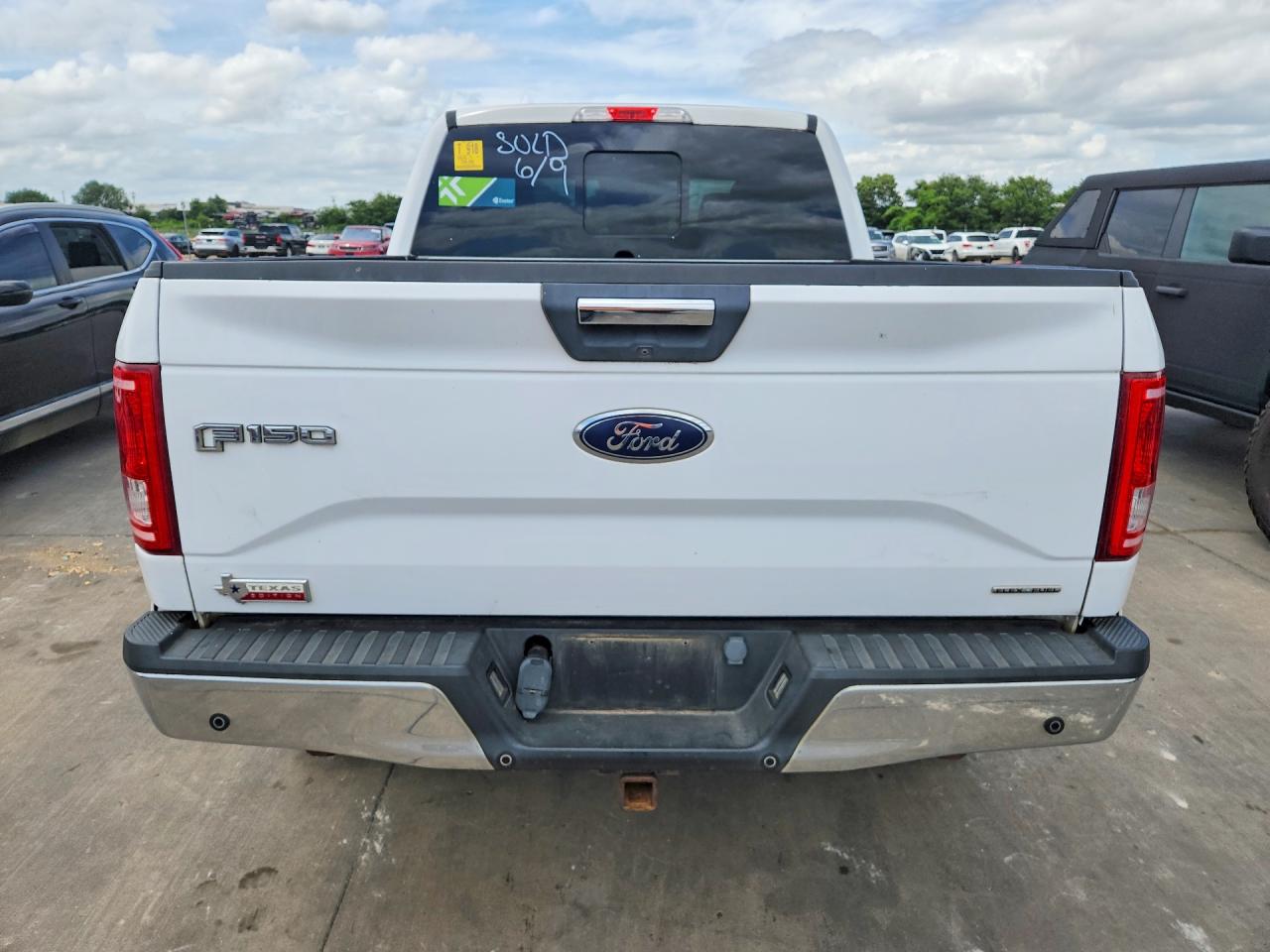 2015 Ford F150 Supercrew White vin: 1FTEW1EF7FKD26589