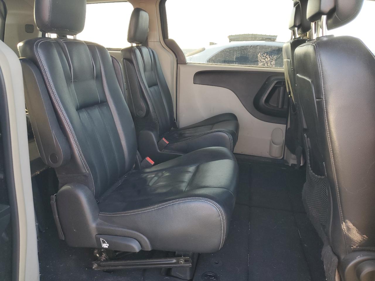2014 Chrysler Town & Country Touring Gray vin: 2C4RC1BG7ER448439