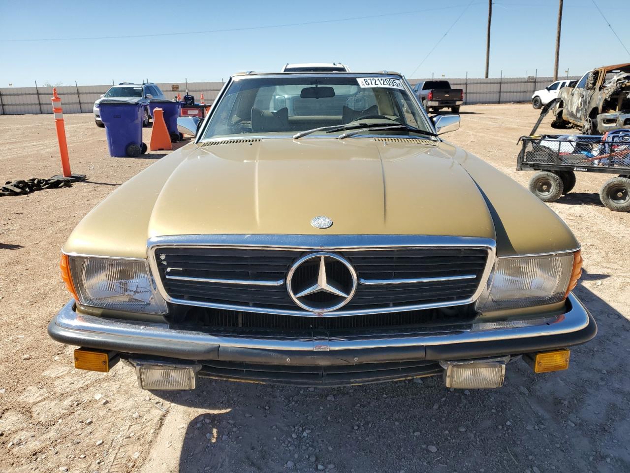 1979 Mercedes Benz 300 Td Золотой vin: 00000704312014360