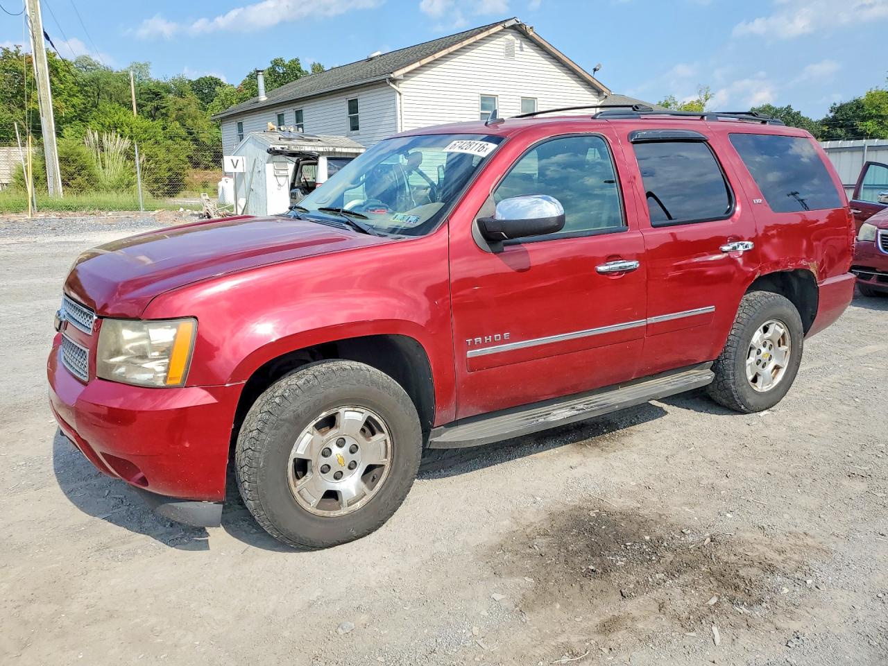 2010 Chevrolet Tahoe K1500 Ltz Burgundy vin: 1GNUKCE02AR105830
