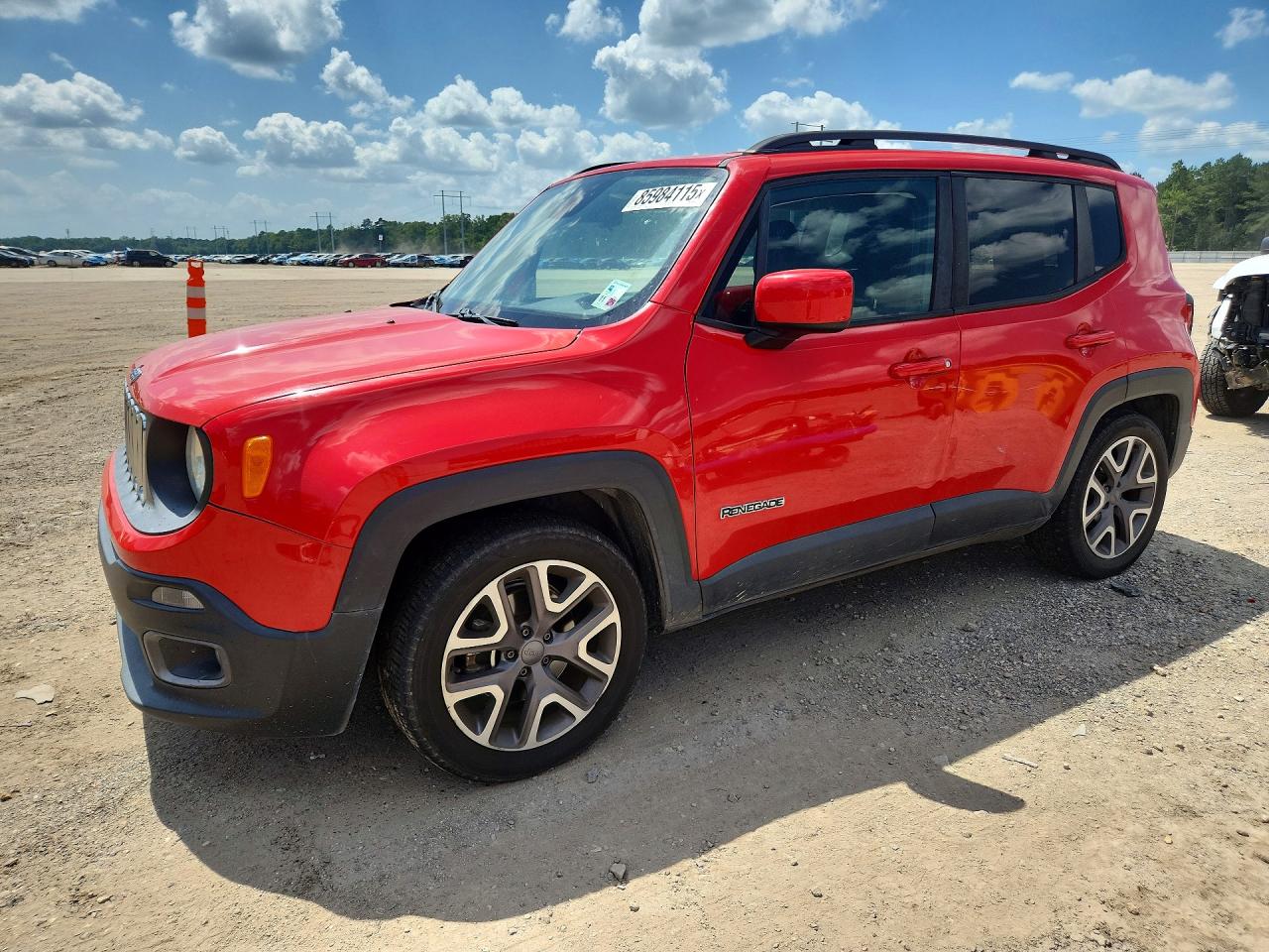 2015 Jeep Renegade Latitude Red vin: ZACCJABTXFPB27932