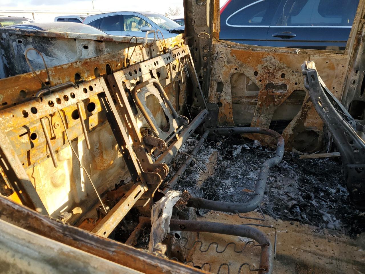 2016 Chevrolet Silverado K1500 Lt Burn vin: 3GCUKREC7GG153709