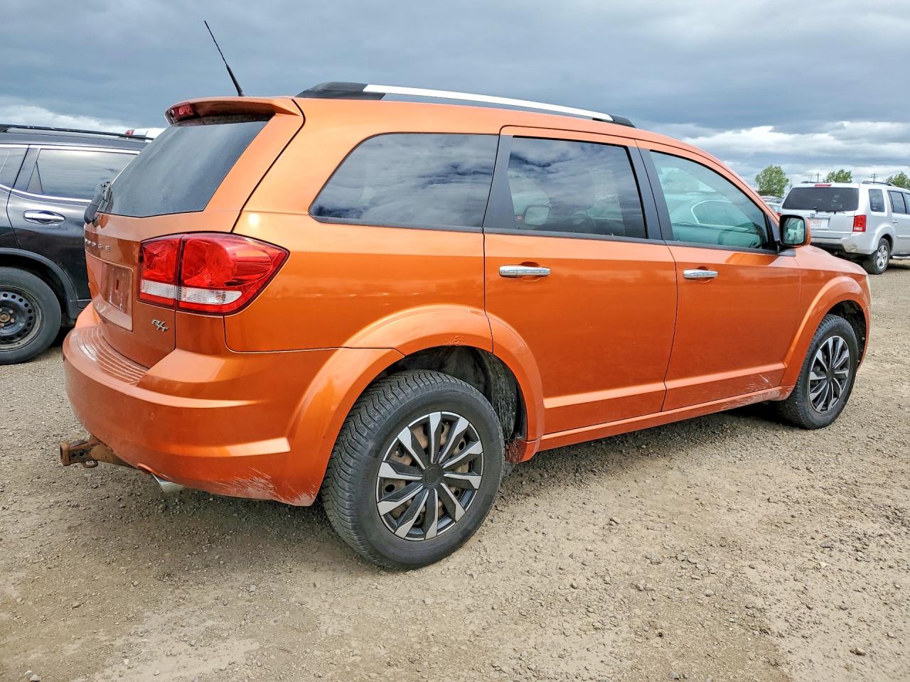 2011 Dodge Journey R/t Orange vin: 3D4PH6FG7BT518971